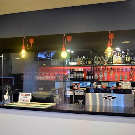 Ibis Thornleigh Hotel Екстериор снимка