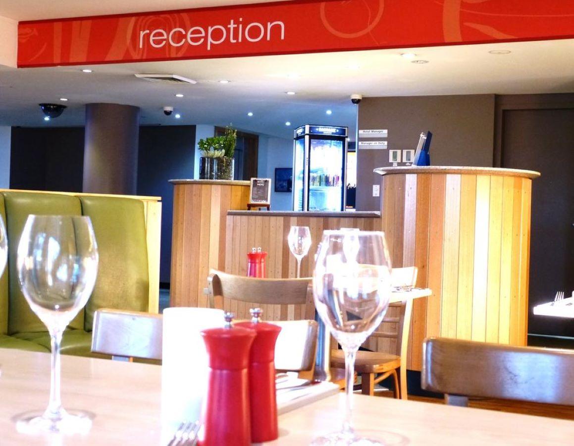 Ibis Thornleigh Hotel Екстериор снимка