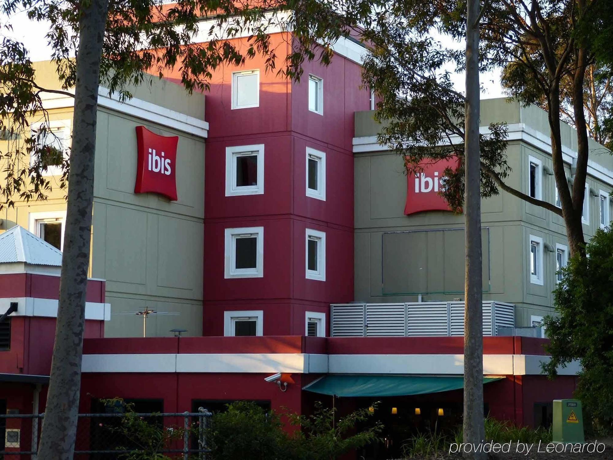 Ibis Thornleigh Hotel Екстериор снимка