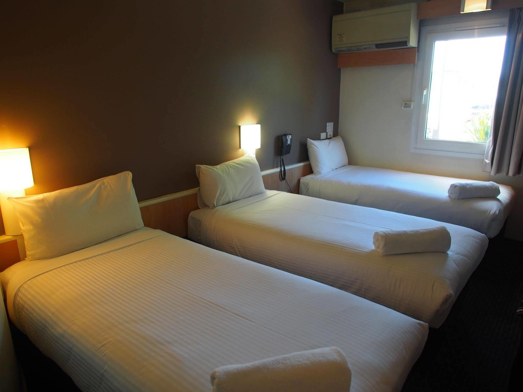 Ibis Thornleigh Hotel Екстериор снимка