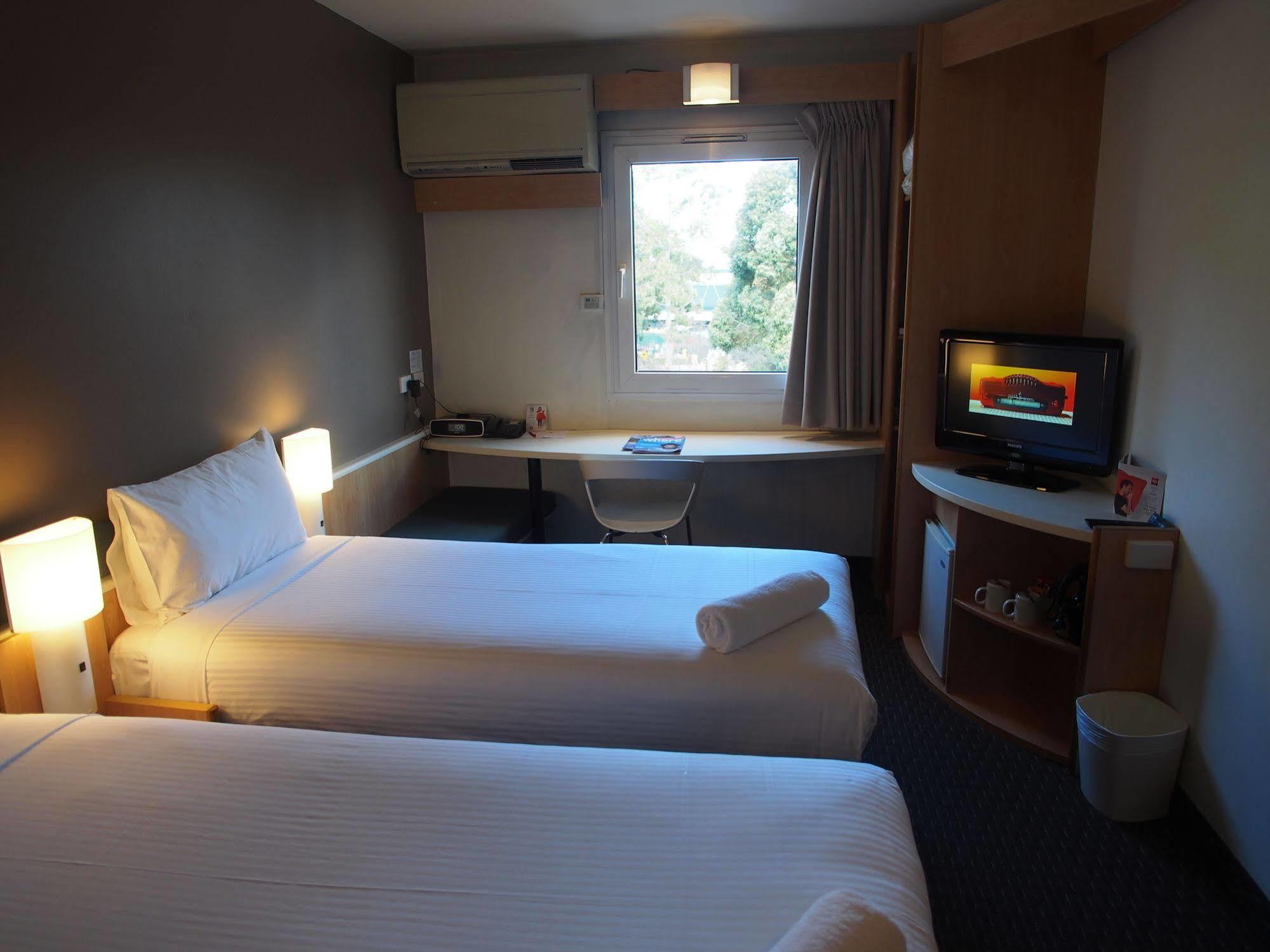 Ibis Thornleigh Hotel Екстериор снимка