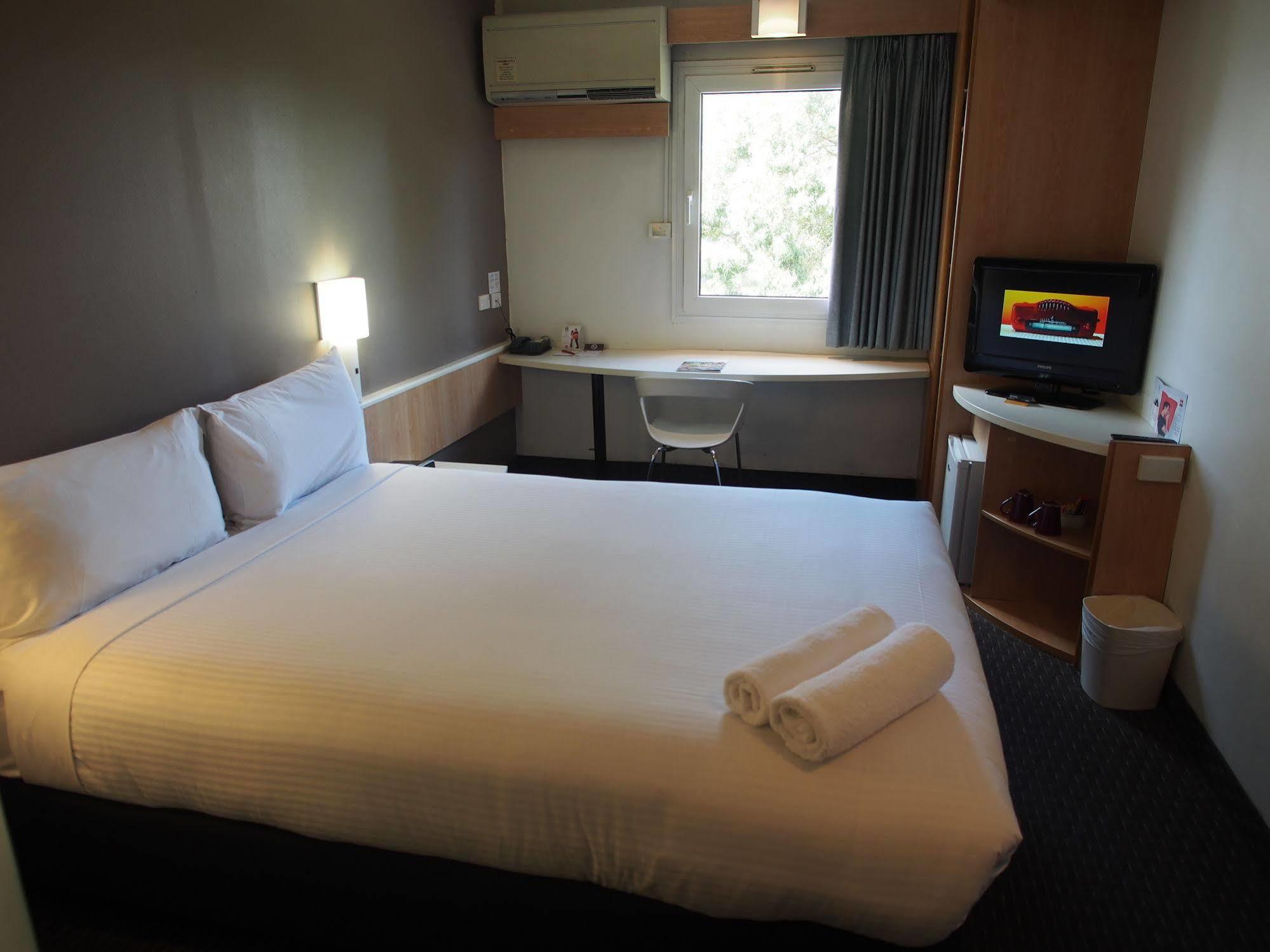 Ibis Thornleigh Hotel Екстериор снимка
