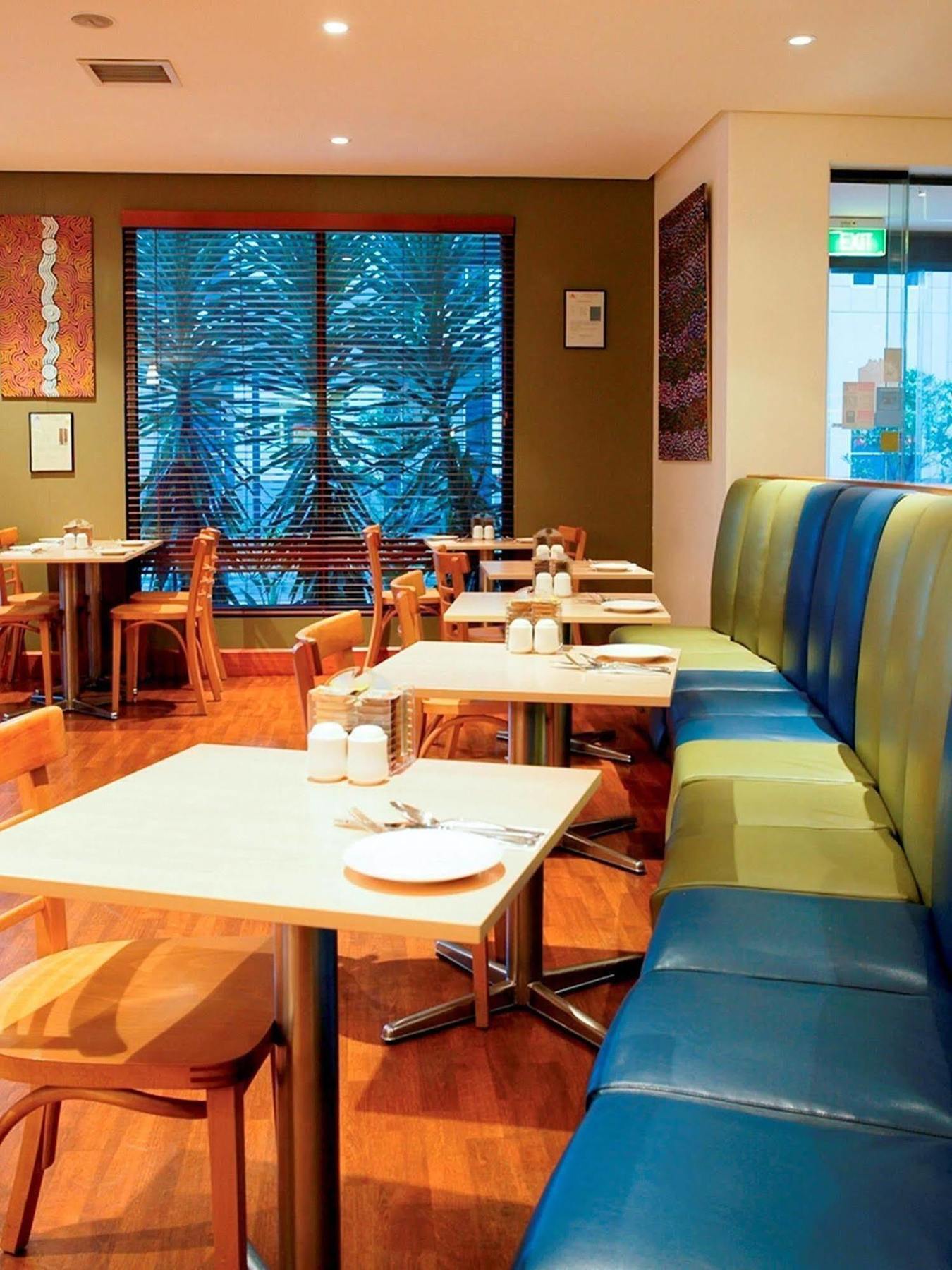 Ibis Thornleigh Hotel Екстериор снимка