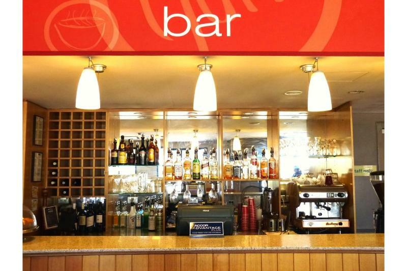 Ibis Thornleigh Hotel Екстериор снимка
