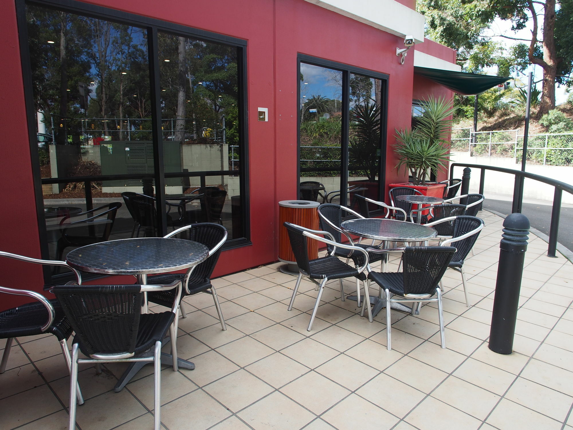 Ibis Thornleigh Hotel Екстериор снимка